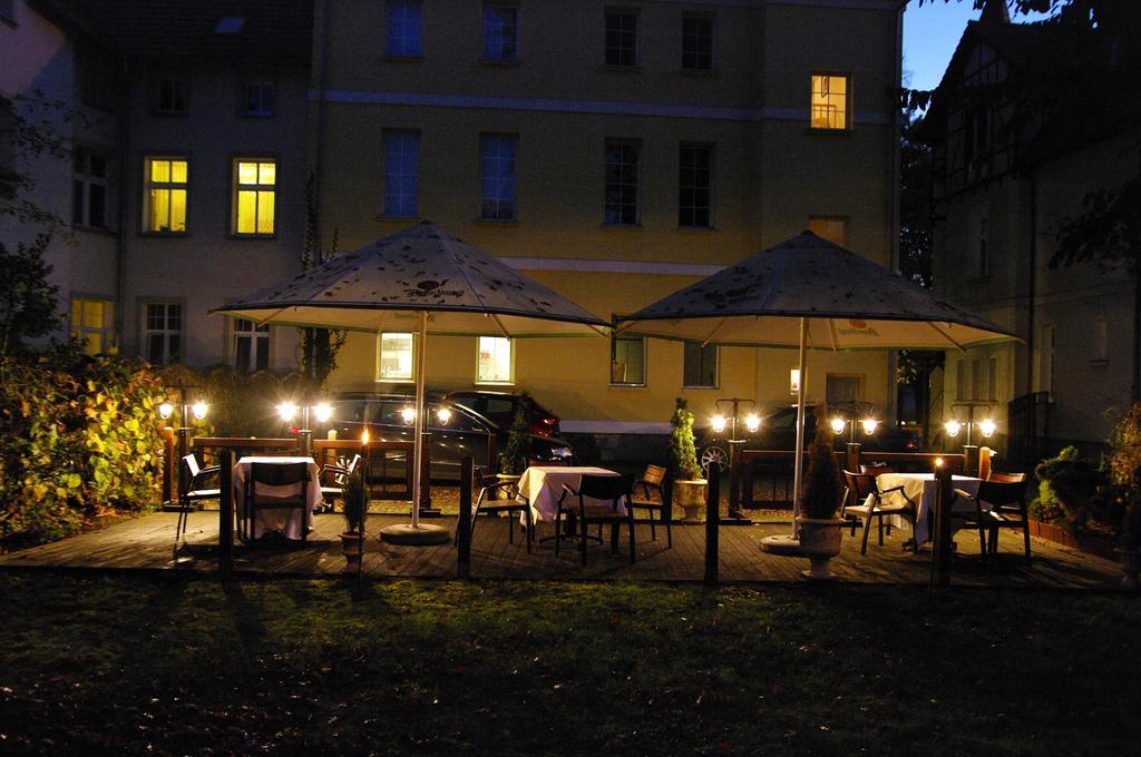 - Restauracja Zolty Neustettin